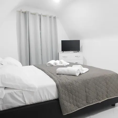 House Franco -nel Cuore dei Quartieri Spagnoli a Napoli-3